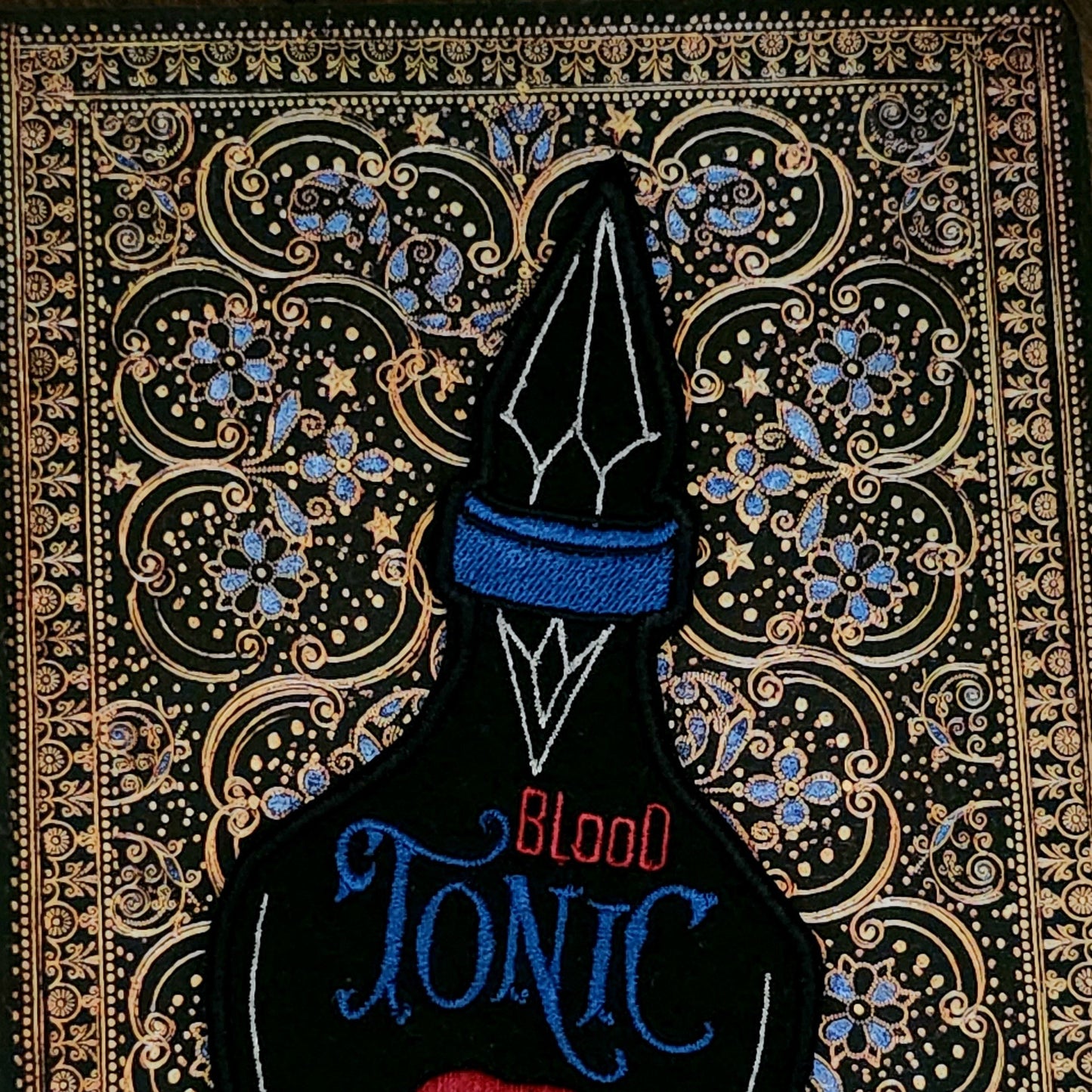 Marque-pages brodé « Blood»