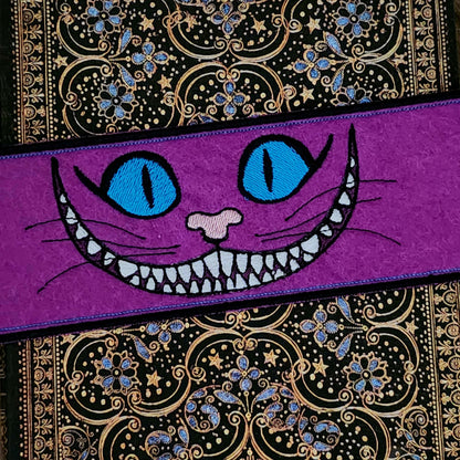 Marque-pages brodé « Alice »