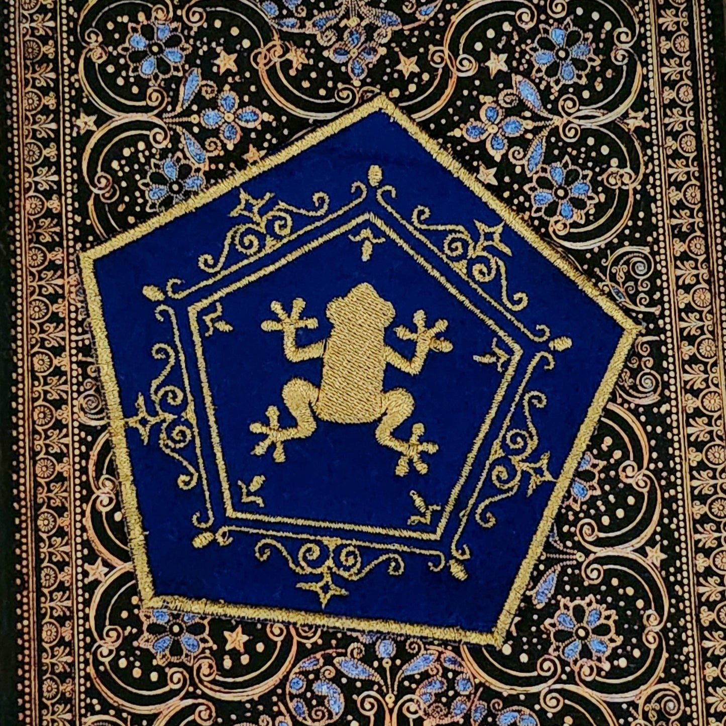 Marque-pages brodé « Chocogrenouille »