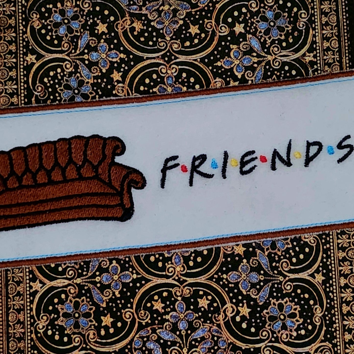 Marque-pages brodé « Friends »