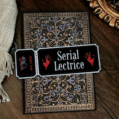 Marque-pages brodé « Serial Lectrice Ticket »
