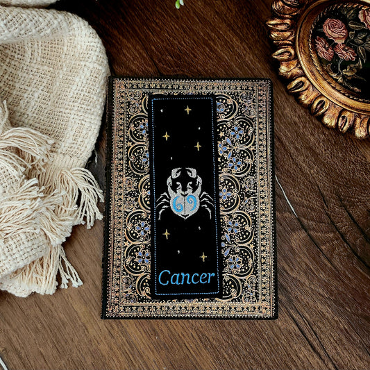Marque-pages brodé « Cancer »