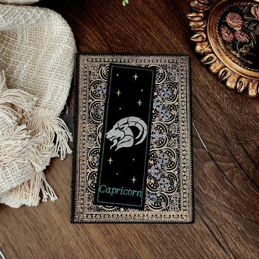 Marque-pages brodé « Capricorne »