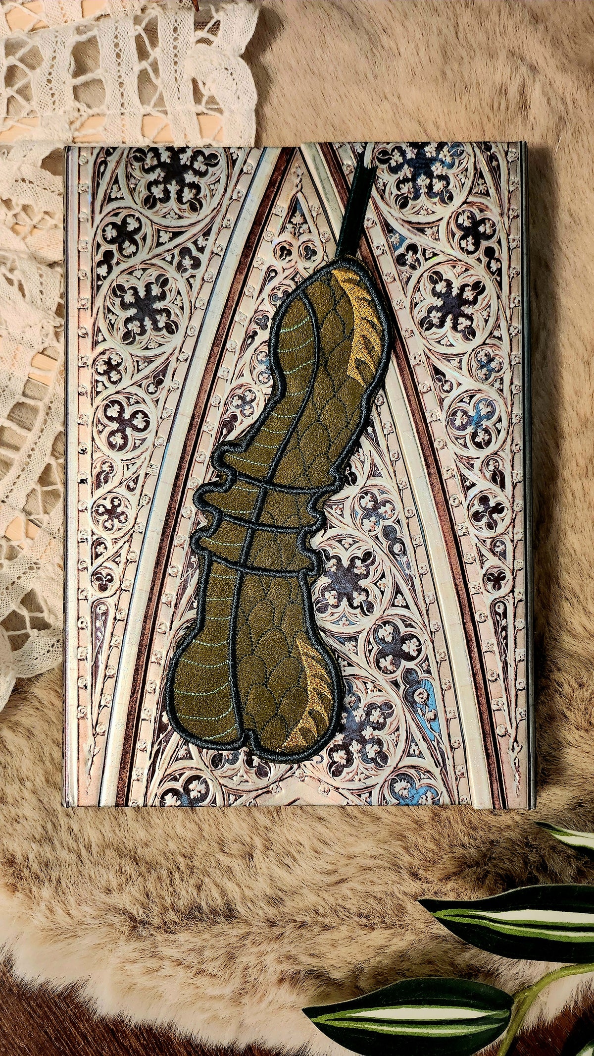Marque-page brodé  « L'anaconda du desert »